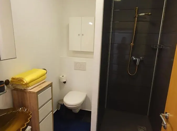 La Paula Für Monteure